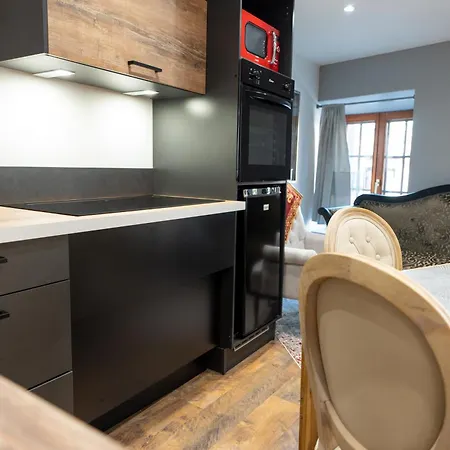 Des Chevaliers - Designed By C.m Apartment Selestat