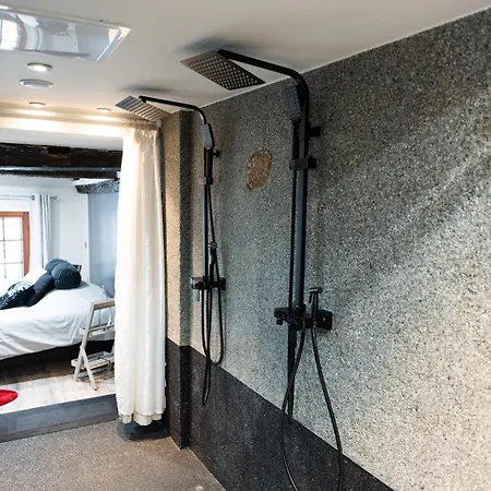 Apartment Des Chevaliers - Designed By C.m *