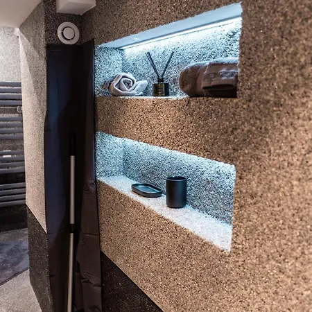 Apartment Des Chevaliers - Designed By C.m *